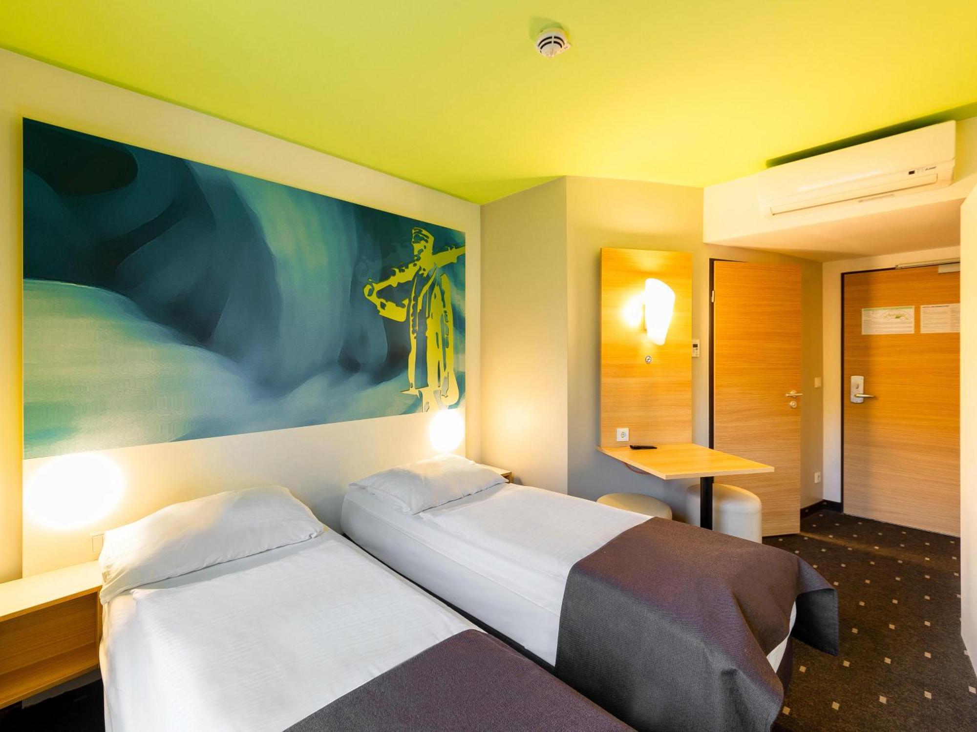 B&B Hotel Krefeld Eksteriør billede